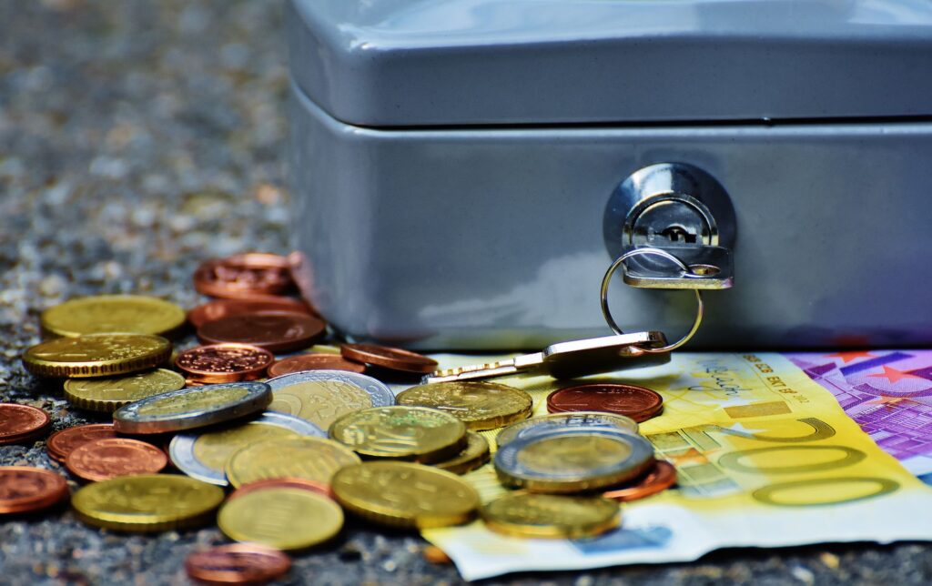 avis adie cache microcrédit vaut